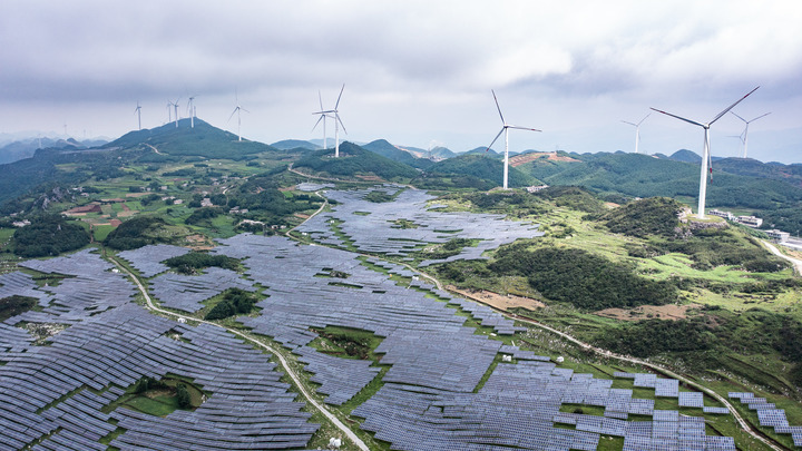 中國光伏風電產(chǎn)業(yè)何以領跑全球