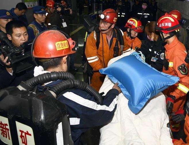 走出深井——山東梁寶寺能源“11·19”事故被困人員突圍紀(jì)實